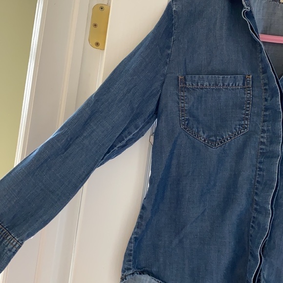 Cloth & Stone denim top - Picture 2 of 10